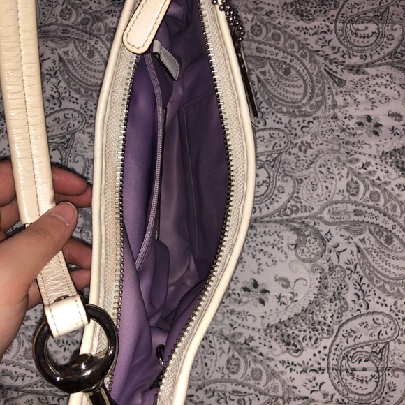 Purse - Picture 3 of 5